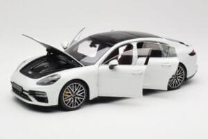 Porsche Panamera 971 Turbo S Balts Metallic Minichamps 1:18 113061074 Metāls — attēls 2 no 8