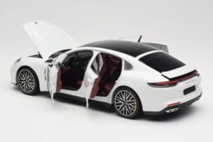 Porsche Panamera 971 Turbo S Balts Metallic Minichamps 1:18 113061074 Metāls — attēls 5 no 8