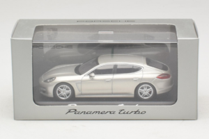 Porsche Panamera 970 Turbo Sudrabs Minichamps 1:43 WAP02000519 Metāls — attēls 5 no 5