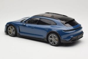 Porsche Taycan J1 Turbo S Cross Turismo Zils Minichamps 1:18 155069301 Metāls — attēls 5 no 6