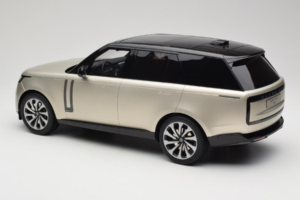 Range Rover L460 P530 Autobiography Sunset Gold GT Spirit 1:12 GT542 Sveķi — attēls 5 no 6
