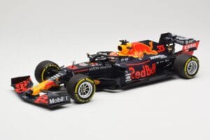 Red Bull Racing RB16 #33 M. Verstappen 3rd Place Styrian GP 2020 Minichamps 1:18 110200233 Metāls