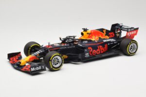 Red Bull Racing RB16 #33 M. Verstappen Winner 70th Anniversary GP 2020 Minichamps 1:18 110200533 Metāls