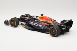 Red Bull Racing RB19 #1 M. Verstappen Winner Monaco GP 2023 Minichamps 1:18 110230701 Metāls — attēls 5 no 6