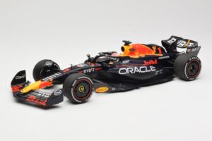 Red Bull Racing RB19 #1 M. Verstappen Winner Spanish GP 2023 Minichamps 1:18 110230801 Metāls