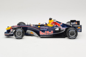 Red Bull RB1 Cosworth #15 C. Klien Red Bull Racing Showcar 2005 Minichamps 1:18 100050085 Metāls — attēls 3 no 7