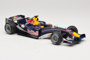 Red Bull RB1 Cosworth #15 C. Klien Red Bull Racing Showcar 2005 Minichamps 1:18 100050085 Metāls — attēls 4 no 7