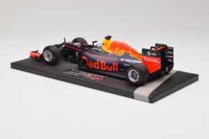 Red Bull RB12 Tag Heuer #3 D. Ricciardo Red Bull Racing 1st Pole Monaco Grand Prix 2016 Minichamps 1:18 117160103 Sveķi — attēls 5 no 7