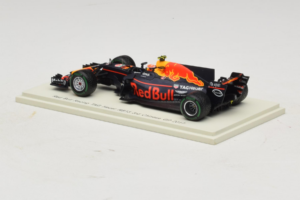 Red Bull RB13 Tag Heuer #33 M. Verstappen 3rd Chinese Grand Prix 2017 Spark 1:43 S5037 Sveķi — attēls 3 no 4