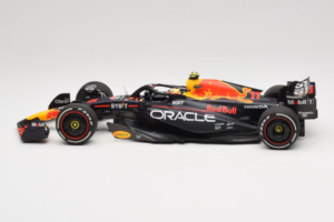 Red Bull RB19 #11 S. Perez Oracle Red Bull Racing Saudi Arabian Grand Prix Winner 2023 Minichamps 1:18 110230111 Sveķi — attēls 3 no 6