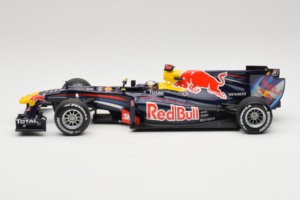 Red Bull RB6 Renault #5 S. Vettel Red Bull Racing Brazilian Grand Prix Winner 2010 Minichamps 1:18 110100205 Metāls — attēls 3 no 7
