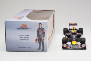 Red Bull RB8 Renault #2 M. Webber Red Bull Racing Showcar 2012 Minichamps 1:18 110120072 Metāls — attēls 6 no 7