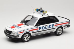 Renault 18 Turbo Police Nationale Balts Otto 1:18 OT1156 Sveķi