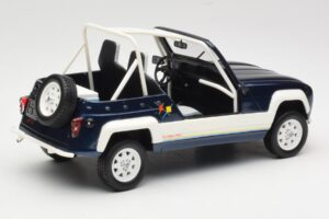 Renault 4L JP4 Zils Otto 1:18 OT212 Sveķi — attēls 2 no 6