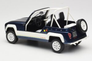 Renault 4L JP4 Zils Otto 1:18 OT212 Sveķi — attēls 5 no 6