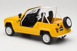 Renault 4L JP4 Jaune Tournesol Otto 1:18 OT1079 Sveķi — attēls 5 no 6