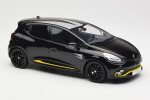 Renault Clio 4 RS Melns Otto 1:18 OT946 Sveķi — attēls 3 no 5