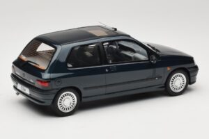 Renault Clio Baccara 1.8 Abyss Green Otto 1:18 OT1157 Sveķi — attēls 2 no 6