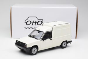 Renault Express Balts Otto 1:18 OT466 Sveķi — attēls 5 no 5