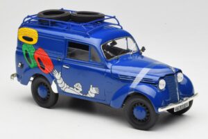 Renault Juvaquatre Michelin Blue Solido 1:18 82008 Metāls — attēls 5 no 8
