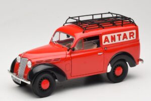 Renault Juvaquatre Utilitaire Sarkans Solido 1:18 8424 Metāls