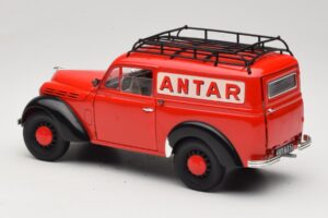 Renault Juvaquatre Utilitaire Sarkans Solido 1:18 8424 Metāls — attēls 7 no 8