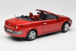 Renault Megane Mk1 CC Sarkans Solido 1:18 8152 Metāls — attēls 3 no 8