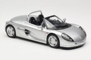 Renault Spider Sudrabs Otto 1:18 OT1142 Sveķi — attēls 4 no 6