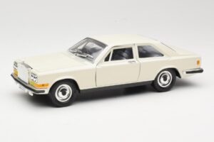 Rolls-Royce Camargue Balts Bburago 1:22 3001-M1 Metāls