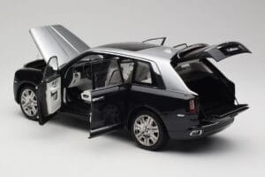 Rolls-Royce Cullinan Melns & Sudrabs OEM 1:18 ROLLS001 Metāls — attēls 5 no 8