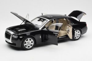 Rolls-Royce Ghost Melns & Sudrabs Kyosho 1:18 008802BKS2 Metāls — attēls 2 no 8