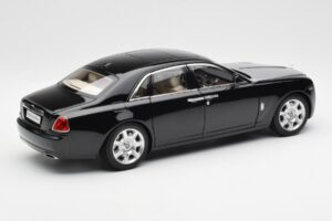 Rolls-Royce Ghost Melns & Sudrabs Kyosho 1:18 008802BKS2 Metāls — attēls 3 no 8