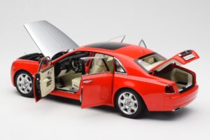 Rolls-Royce Ghost Sarkans & Sudrabs Kyosho 1:18 008802RS Metāls — attēls 5 no 8