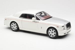 Rolls-Royce Phantom Coupe English Balts Sudrabs Kyosho 1:18 08861EW Metāls — attēls 6 no 8