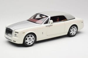 Rolls-Royce Phantom Drophead Coupe English Balts Kyosho 1:18 08871EW2 Metāls — attēls 4 no 10