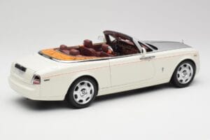 Rolls-Royce Phantom Drophead Coupe English Balts Kyosho 1:18 08871EW2 Metāls — attēls 5 no 10