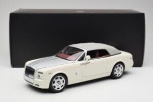 Rolls-Royce Phantom Drophead Coupe English Balts Kyosho 1:18 08871EW2 Metāls — attēls 10 no 10