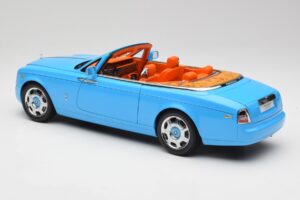 Rolls-Royce Phantom Drophead Coupe Powder Zils Kyosho 1:18 08871BL Metāls — attēls 9 no 10