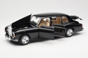 Rolls-Royce Phantom VI EWB Melns Kyosho 1:18 08905BK Metāls — attēls 2 no 8