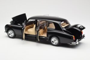 Rolls-Royce Phantom VI EWB Melns Kyosho 1:18 08905BK Metāls — attēls 5 no 8