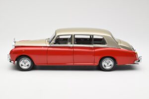 Rolls-Royce Phantom VI Sarkans Gaiši Bēšs Kyosho 1:18 08905RLB Metāls — attēls 4 no 8