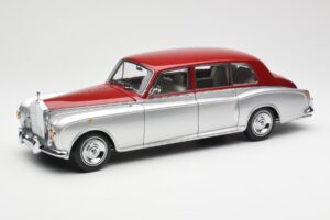 Rolls-Royce Phantom VI Sudrabs Sarkans Kyosho 1:18 08905SR Metāls