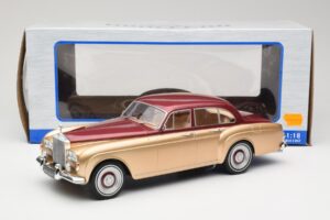 Rolls-Royce Silver Cloud III Flying Spur H.J. Mulliner Sarkans & Zelts MCG 1:18 MCG18132 Metāls — attēls 6 no 6