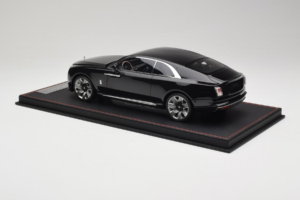 Rolls-Royce Spectre Melns Df Model 1:18 REMC017 Sveķi — attēls 5 no 6