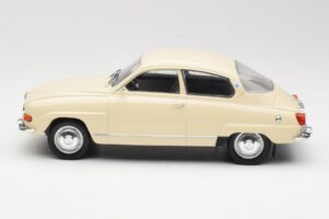 Saab 96 V4 Bēžs MCG 1:18 MCG18059 Metāls — attēls 3 no 6