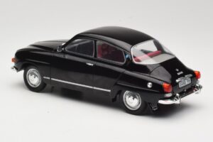 Saab 96 V4 Melns MCG 1:18 MCG18063 Metāls — attēls 5 no 6