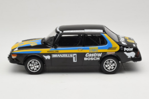 Saab 99 EMS #1 P. Eklund / B. Cederberg Rally Sweden 1977 MCG 1:18 MCG18825R Metāls — attēls 3 no 6