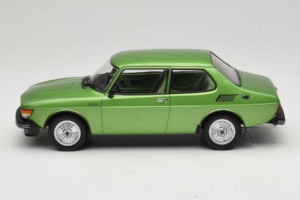 Saab 99 Metallic Zaļš MCG 1:18 MCG18440 Metāls — attēls 3 no 6