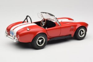 Shelby Cobra 427 S/C Guardsman Red ERTL 1:18 7369 Metāls — attēls 3 no 8