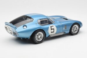 Shelby Cobra Daytona Coupe #5 D. Gurney / B. Bondurant 24 Hours of Le Mans 1964 Exoto 1:18 135190555498 Metāls — attēls 3 no 8